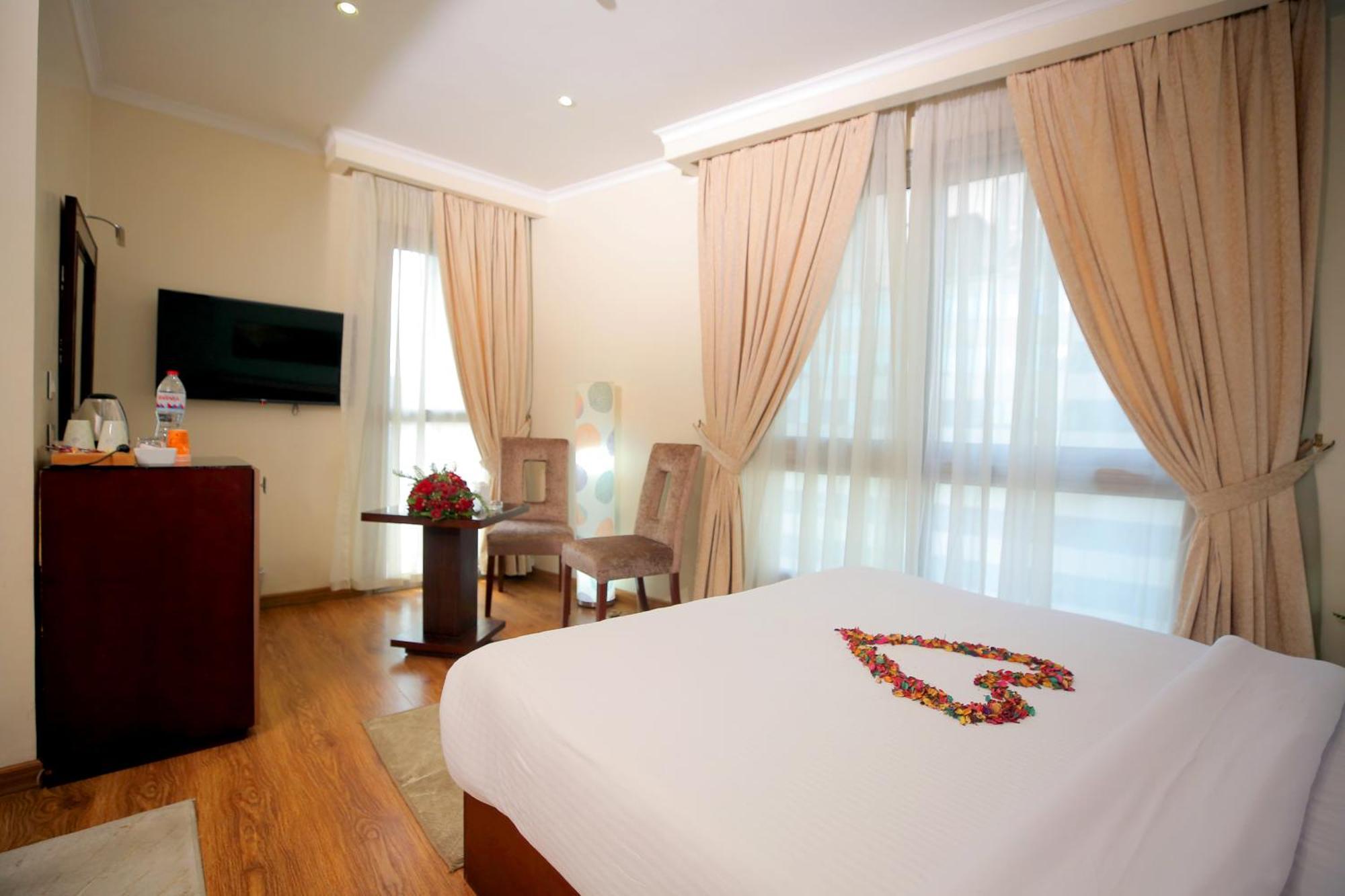 Cairo Taj Hotels & Suites - Dokki Экстерьер фото