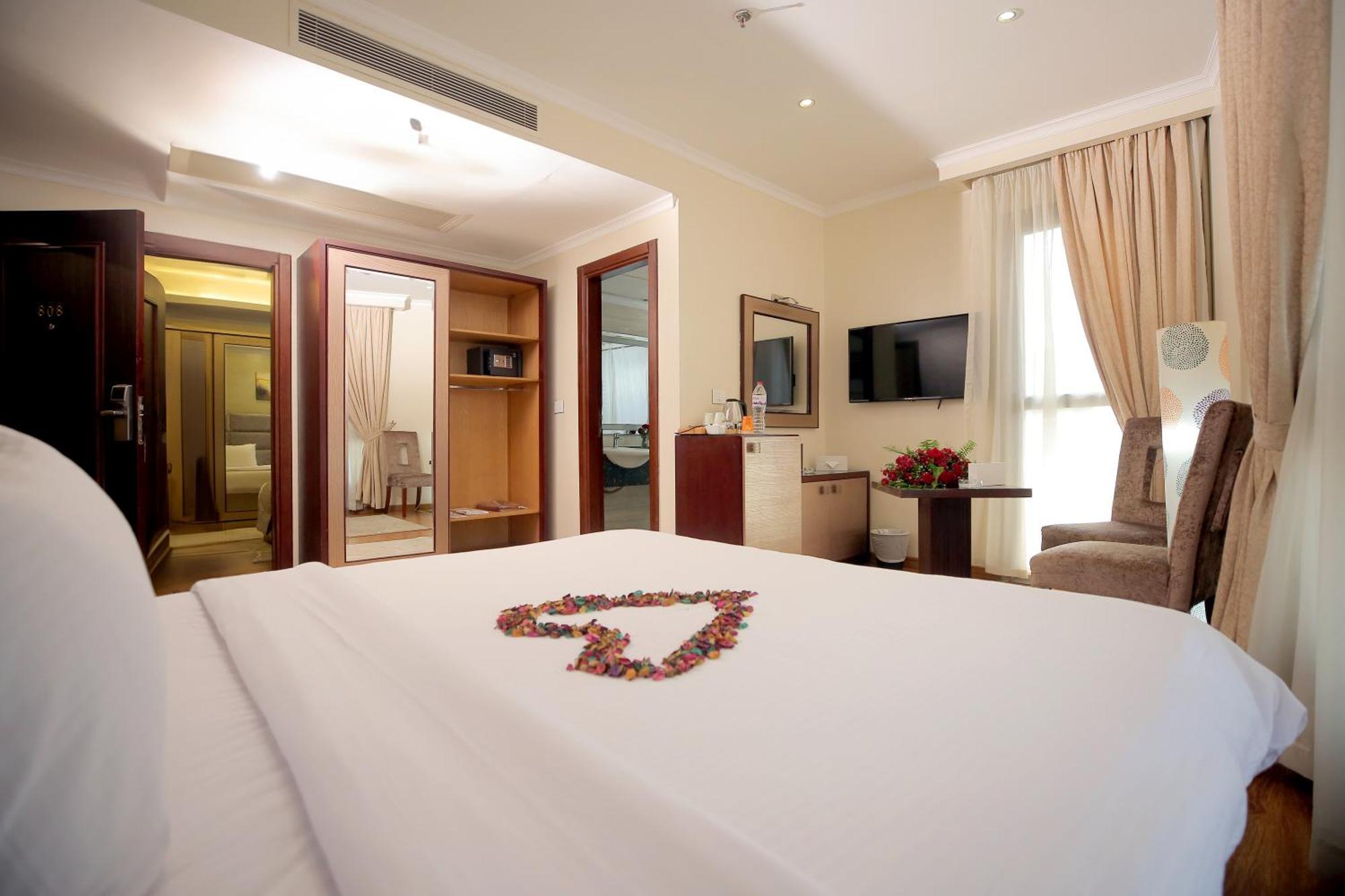 Cairo Taj Hotels & Suites - Dokki Экстерьер фото
